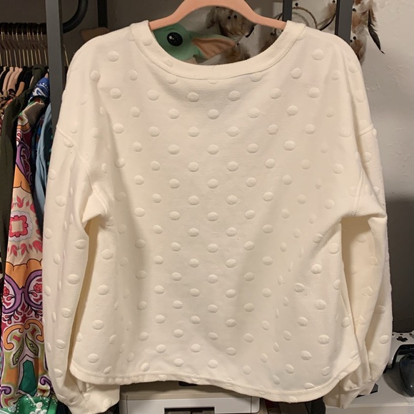 Textured Polka dot Sweater - Picture 2 of 4